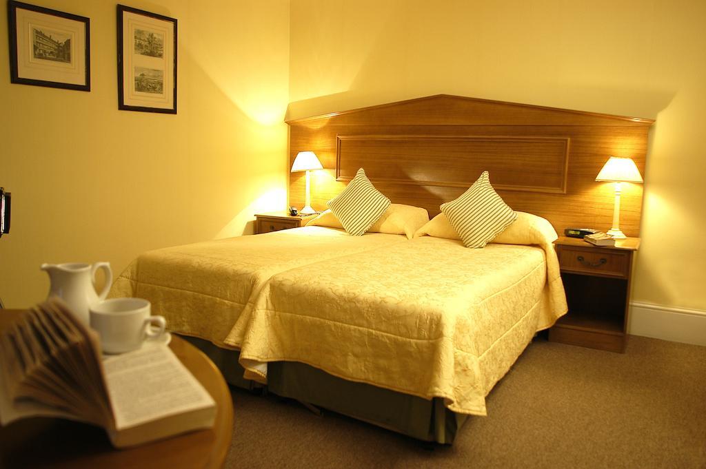 Astons Apartments London Bilik gambar