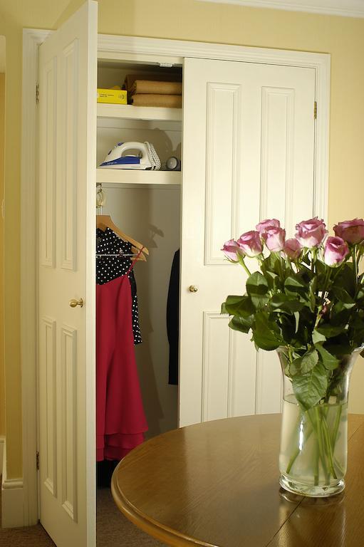 Astons Apartments London Bilik gambar